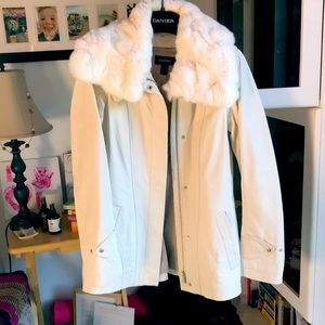 Danier winter white leather jacket with liner👏